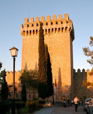 [Alarcón+Torre+Ho+Par.jpg]