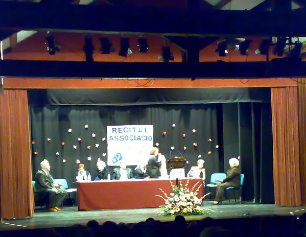 [A+recital+escenario.jpg]