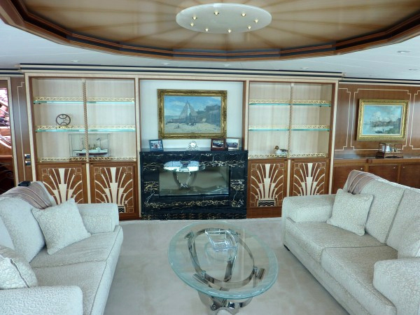 Reporting on the contemporary marquetry and inlay arts community and ...