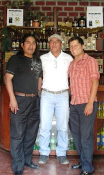 Maestro Vidal Huaman (Ayacucho) y Delmer Murillo (Ancash)