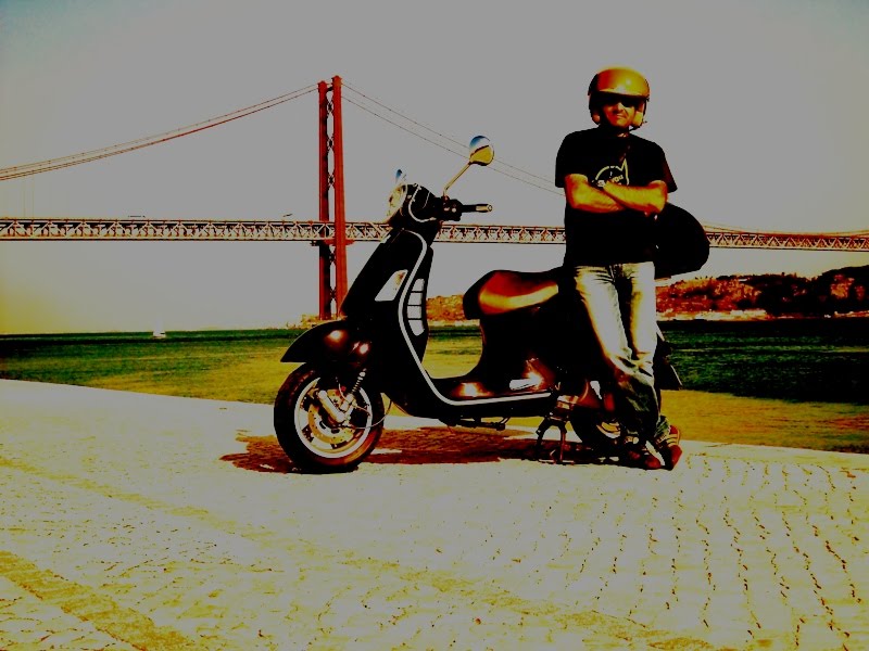 [VCL55_ponte25Abril_sat.JPG]