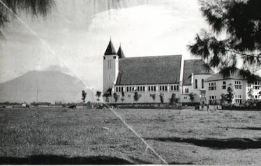 Cathedral Ijen, Malang (Santa Maria Bunda Karmel)