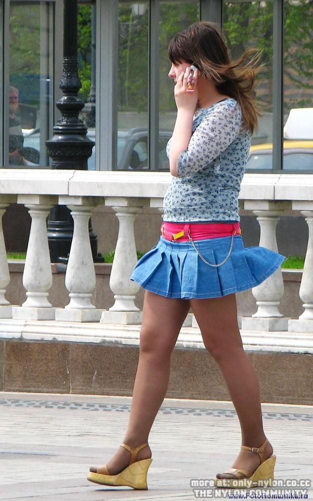 Joy of Tights (aka pantyhose) Top 10 reasons to wear sandals with tights