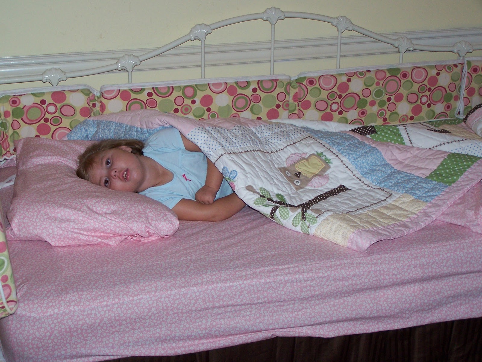 In the Blink of an Eye: Big Girl Bed