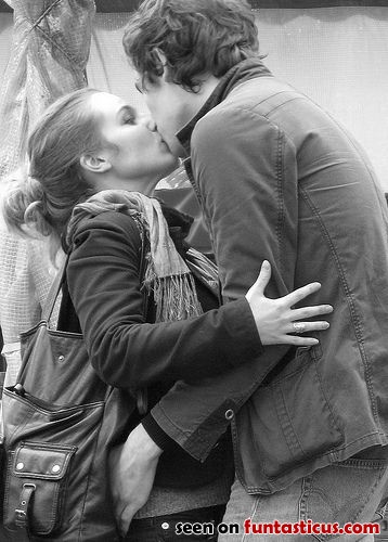 [beijos_apaixonados02.jpg]