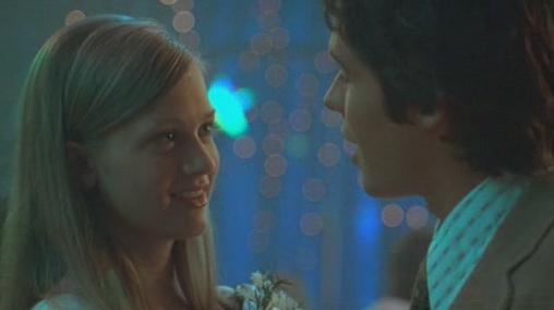 [virgin-suicides8-prom.JPG]