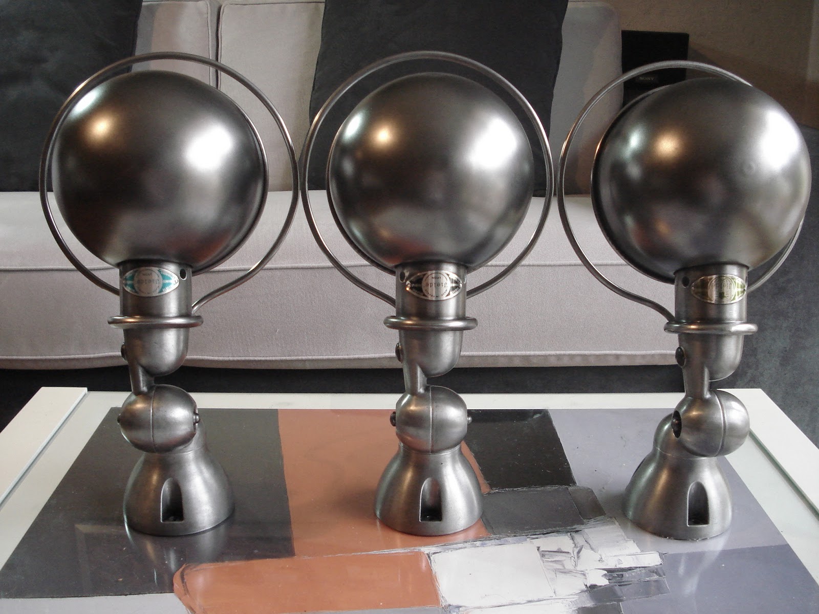 Les lampes à deux bras en métal - Jielde