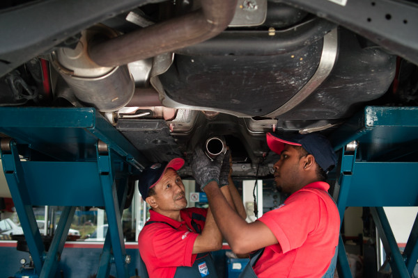 [VWGTiDownpipe_23.JPG]