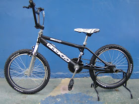 Pro-X Bikes: Bike Pro-X Serie 4 Preta