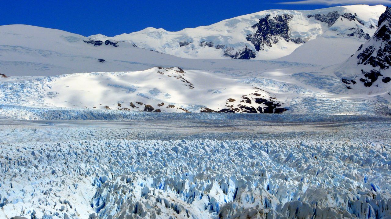 [36+Argentina+-+The+Perito+Moreno+Glacier.JPG]