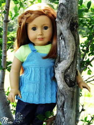 Mia Doll and Meet Outfit | American Girl Playthings!