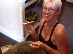 Click on photo to learn how to paint a kitchen cabinet.