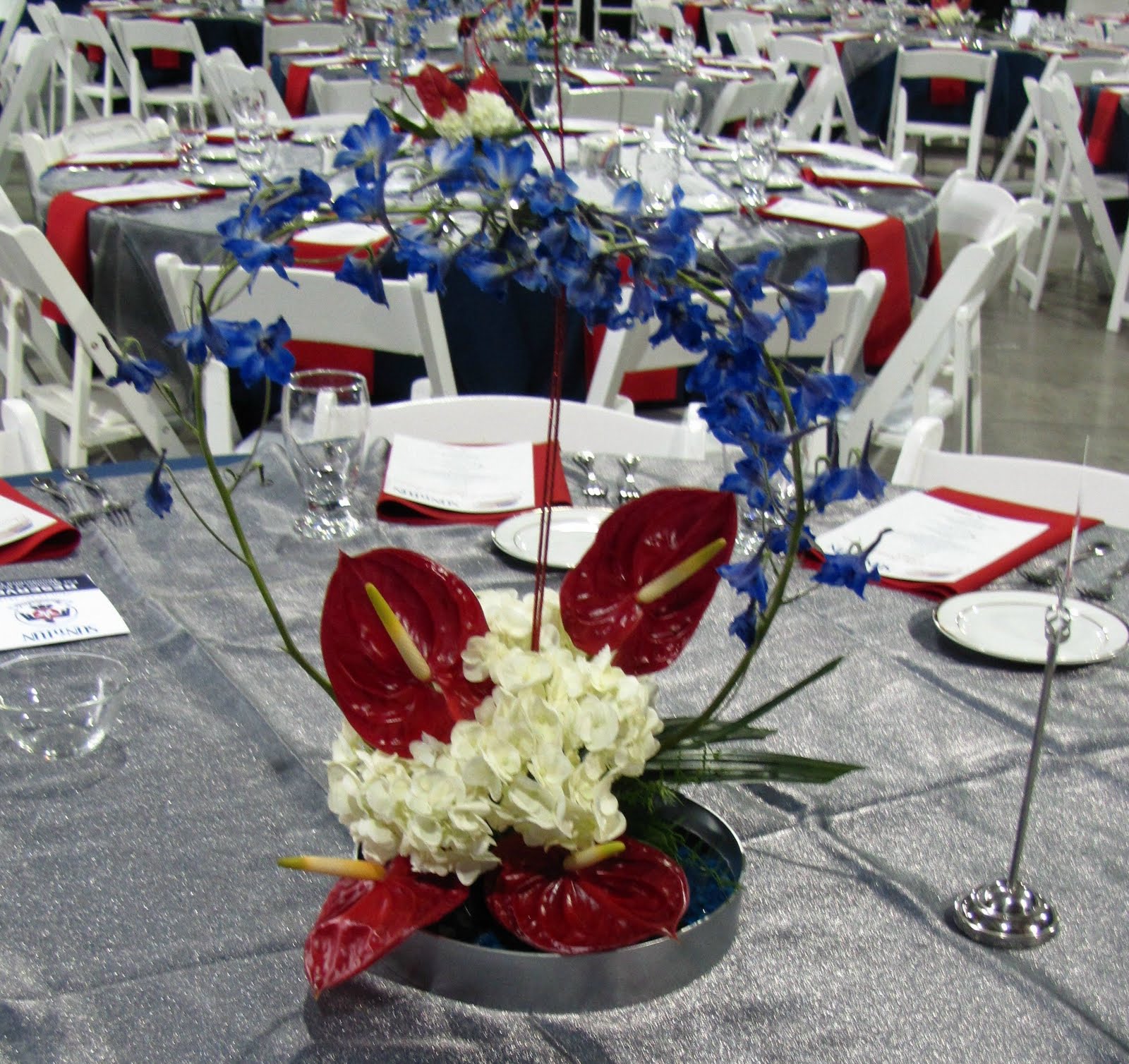 Elegant Graduation Centerpiece Ideas : Elegant graduation centerpieces