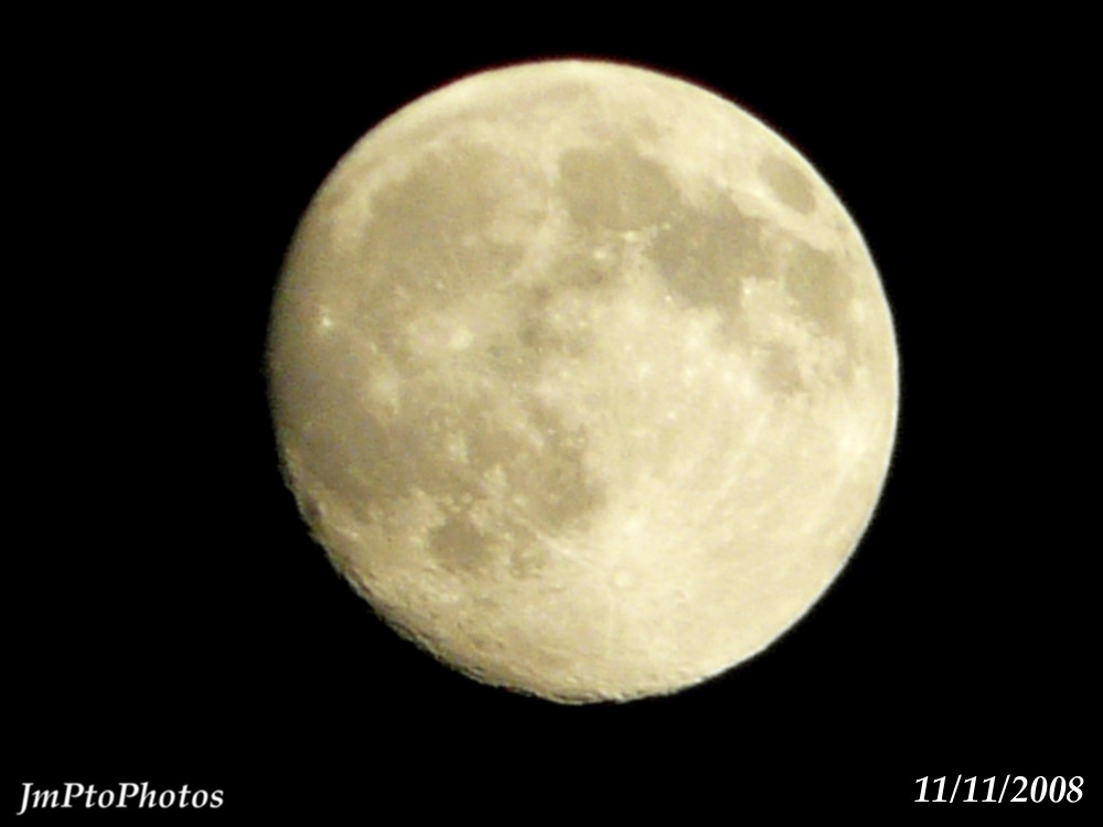 [Lune+11+nov+08.jpg]