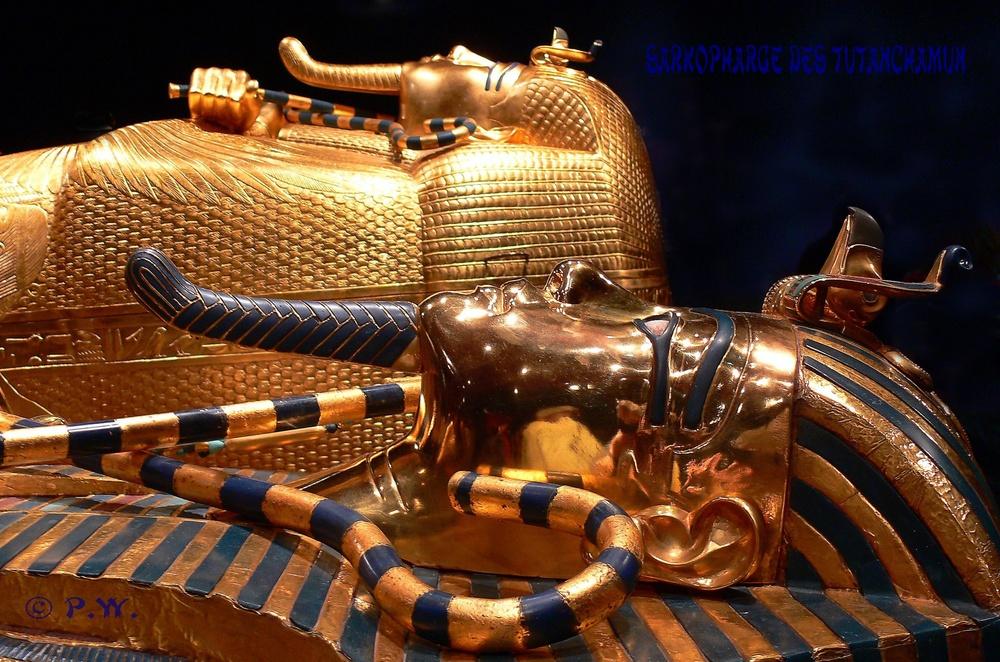 тутанхамон золото тула. тутанхамон тула. погребальная маска тутанхамона je 69672. тутанхамон ювелирный магазин. анхесенамон египетская царица.