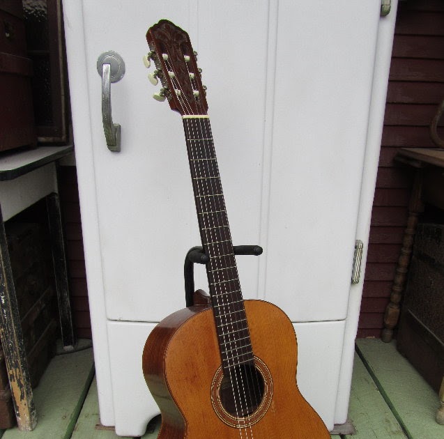 c.1960 Di Giorgio (made in Brazil) Classical Guitar