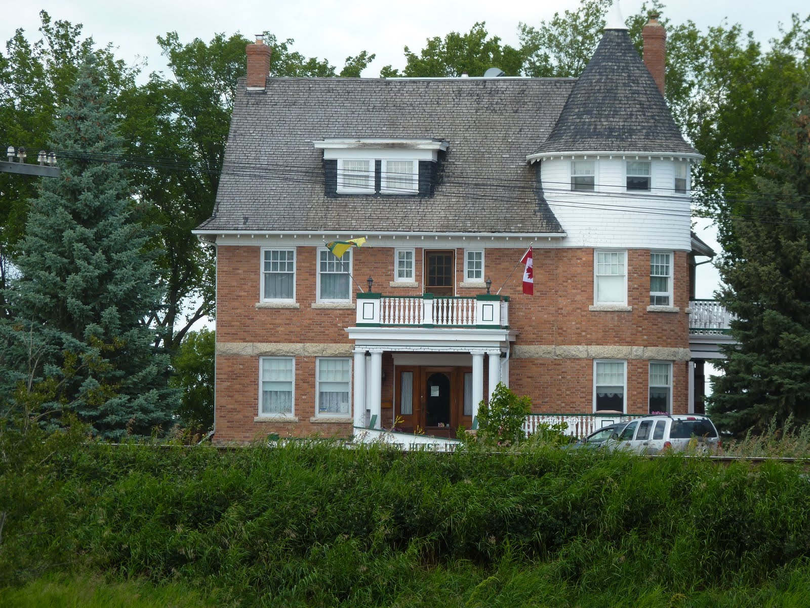 Brent and Nance's Trip Beautiful Wolseley Buildings and Houses