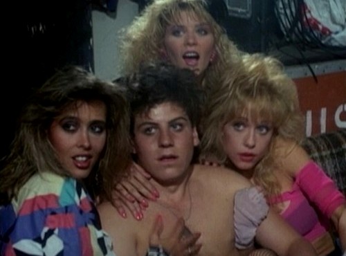 [Dr.-Alien-Laura-Albert-Ginger-Lynn-Allen-Billy-Jayne-Linnea-Quigley-8.jpg]