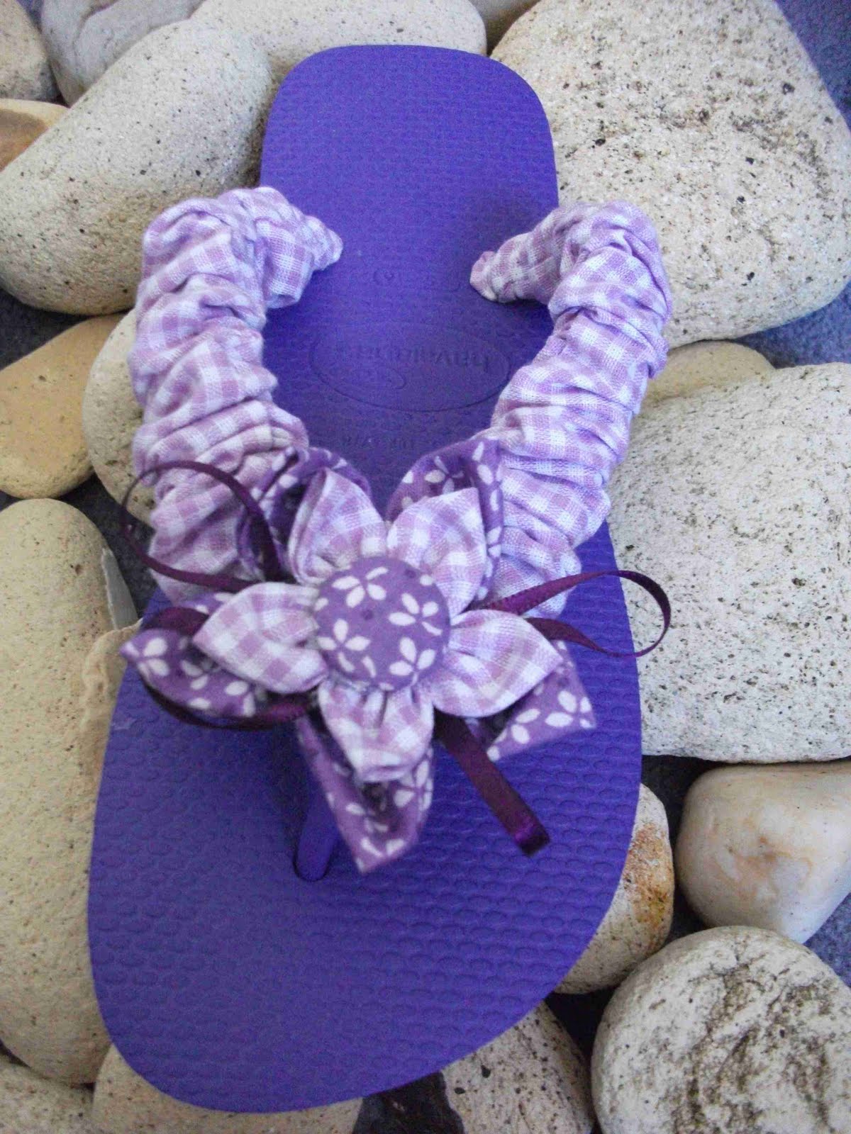 Margarete Arts & Crafts: Summer Decorated Flip Flops