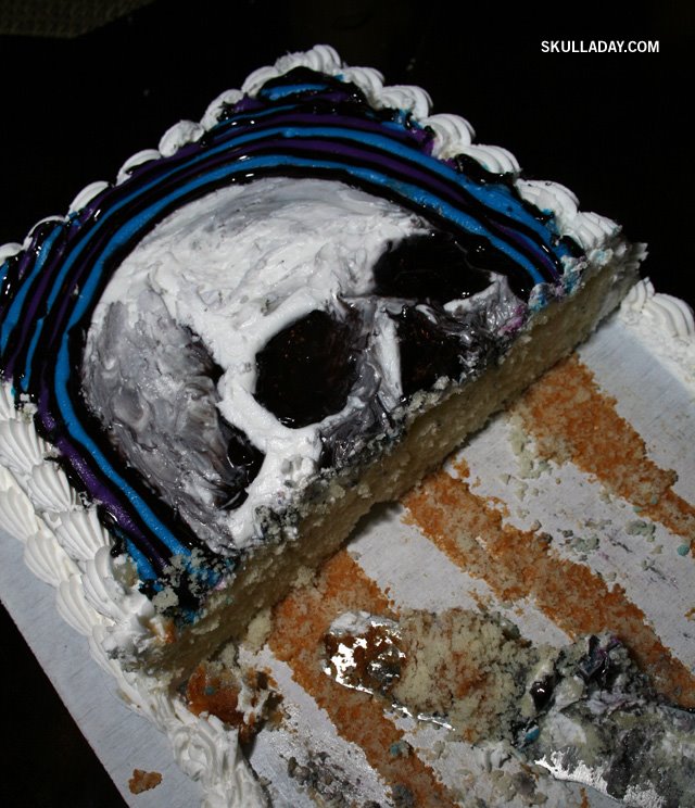 [skull365c.jpg]