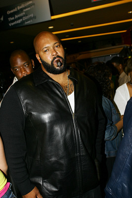 Rhymes With Snitch Celebrity And Entertainment News Suge Knight Got His Teeth Knocked Out