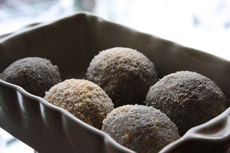 [mushroomscotcheggs1.jpg]