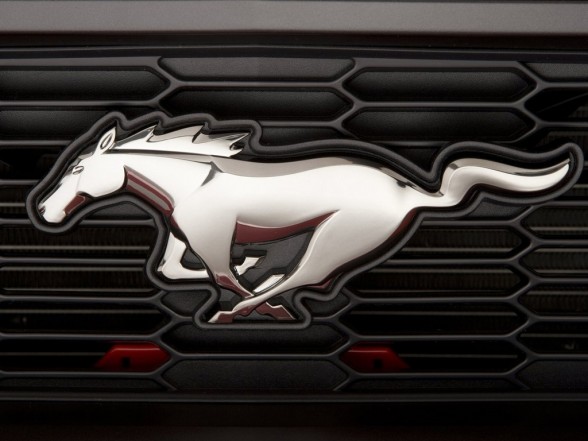 2011 Ford Mustang GT Logo