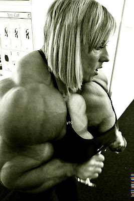 massive female muscle