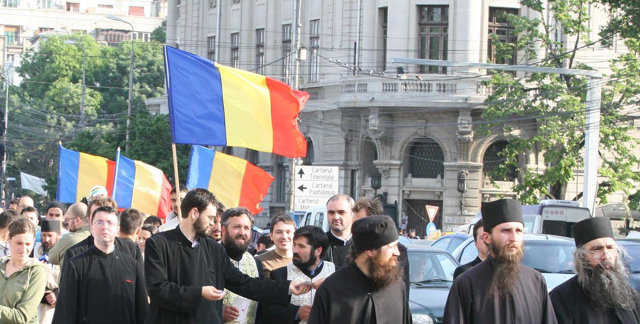 [miting+anti-gay+2.jpg]