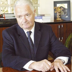 [Virgil+magureanu.jpg]