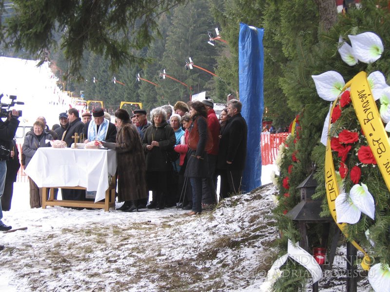 [comemorare-liviu+babes-2009-foto-adrian-popescu.jpg]