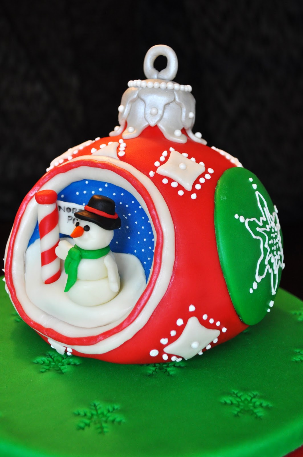 Life's Sweet Occasions Christmas Ornament Cake