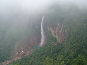 Noahklakai Falls