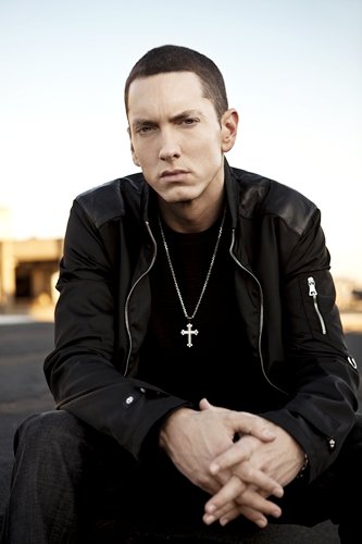 Eminem é eleito o melhor rapper de todos os tempos pela revista Vibe ...
