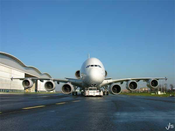 Mimpi Naik Kapal Terbang / Wanita Mengandung Boleh Naik