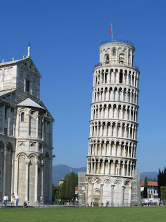 Seven Wonders of the Medieval World - leaning tower of pisa