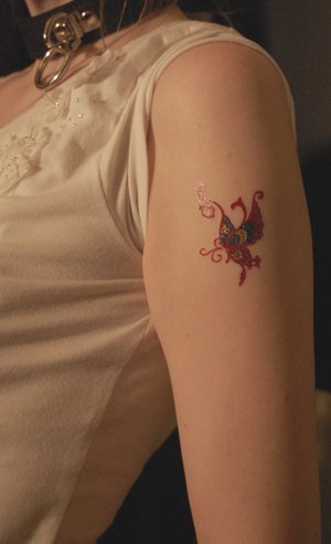 tattoos ideas for girls on the shoulder. Picture Sexy Girls Tattoo With Shoulder Butterflies Tattoo Designs 1