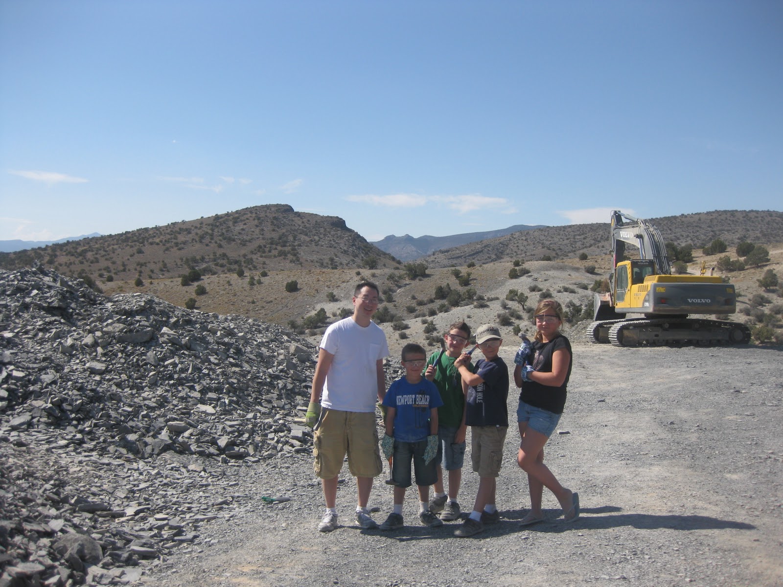 Three Men and a Mommy Fossil Hunting in Utah