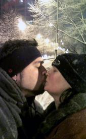 [snow+kiss.jpg]