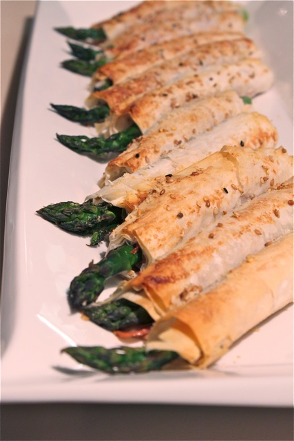 [Asparagus+with+Proscuitto+and+Phyllo.jpg]