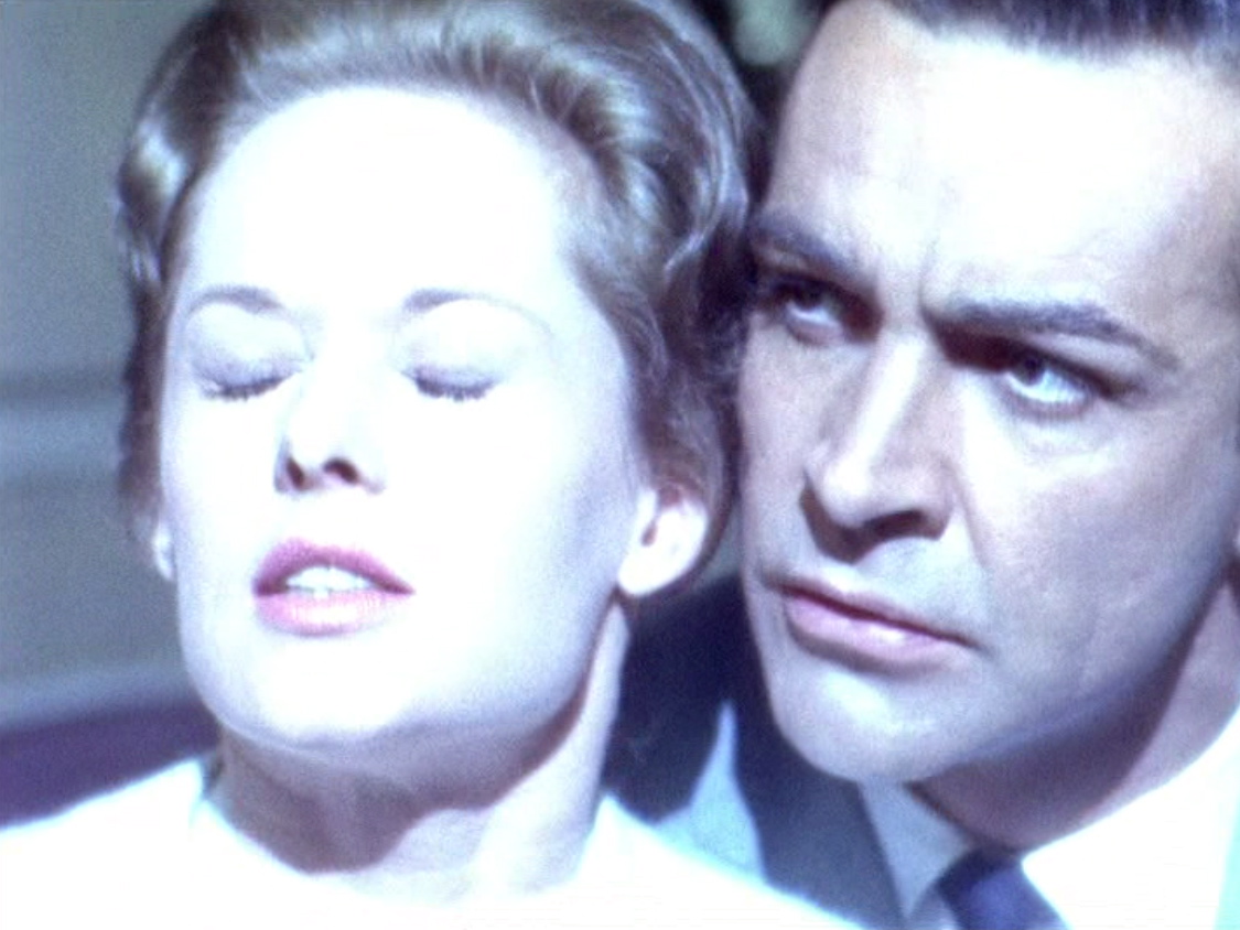 ENCORE DES IMAGES 78. PAS DE PRINTEMPS POUR MARNIE