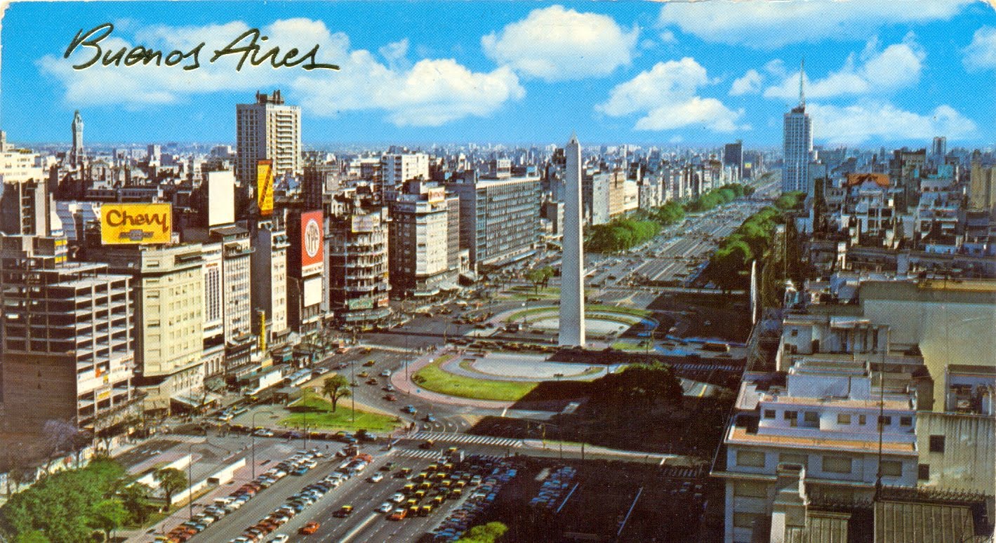 postalesporcuales: La capital de Argentina, de día