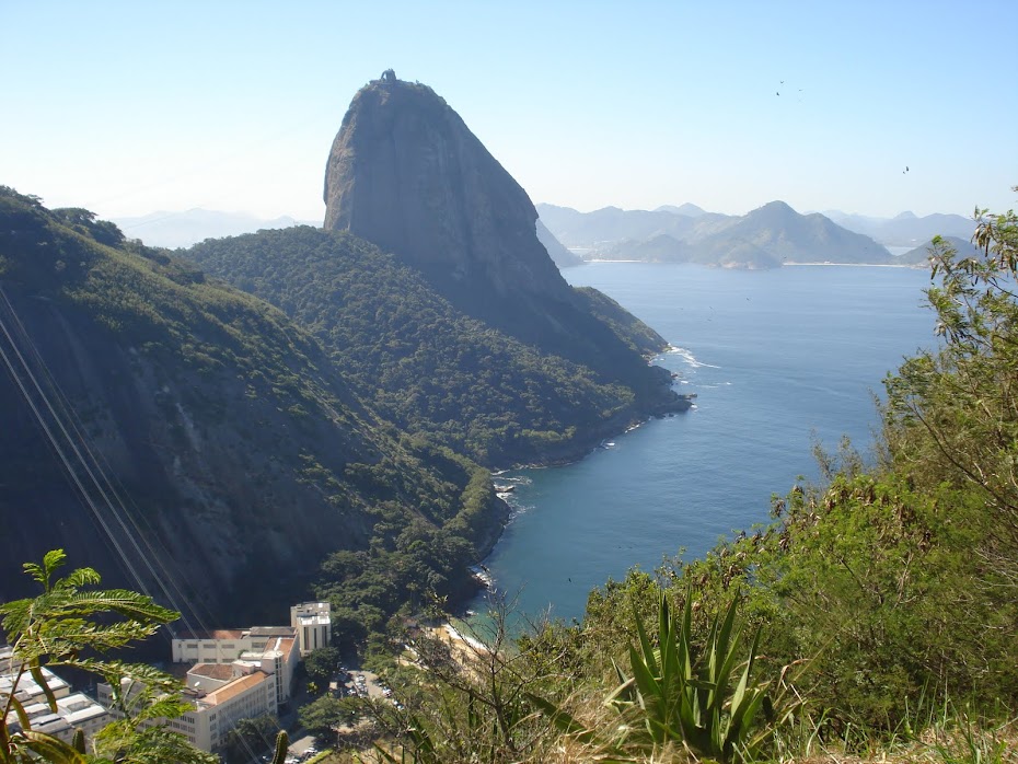 TURISMO NO MORRO DA BABILÔNIA - LEME - RJ / BRASIL.