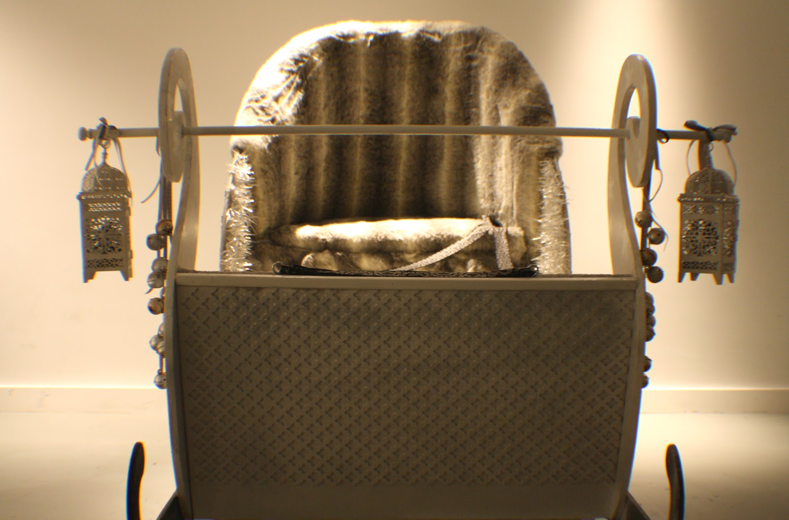 Jack's Yard The Snow Queen Sleigh