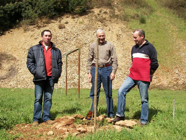 [ColmLimpPMar10+179.jpg]