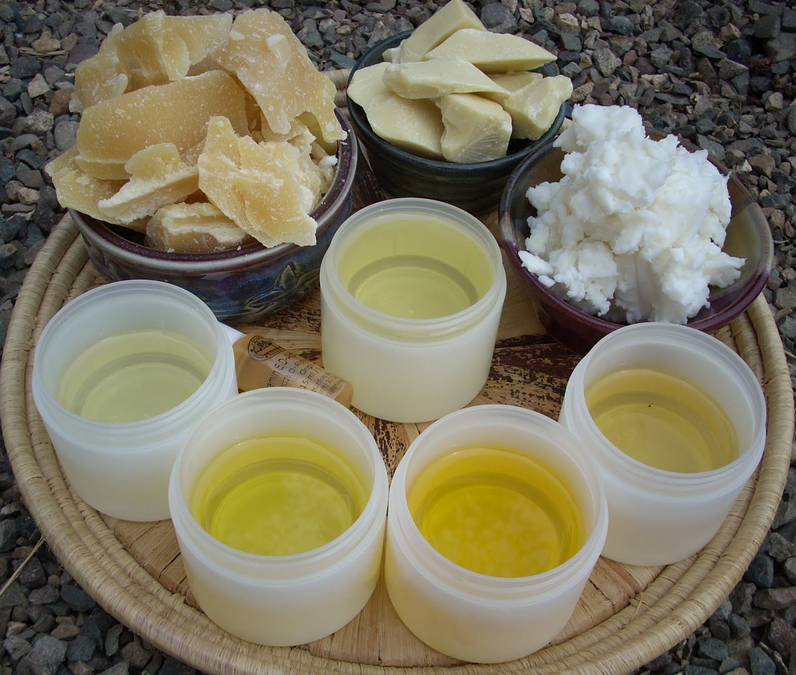 LizAnna's Studio Beautiful Body Butter