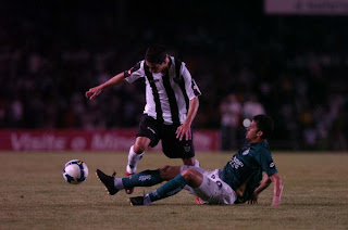 FELTRI+LUTA - &Eacute; GALINHO  - &Eacute; GAL&Atilde;O - T&Aacute; TUDO DOMINADO