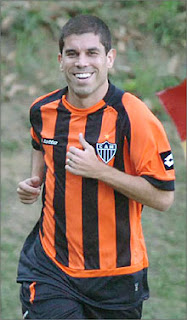 3 volantes não são páreos para essa MÁQUINA ricardinho+sorrindo - 3 volantes não são páreos para essa MÁQUINA