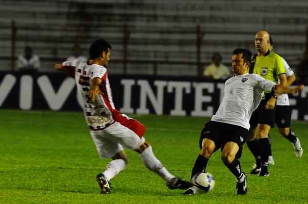 [correra+contra+nautico.jpg]