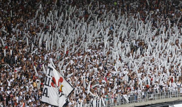 [galoucura+balão.jpg]